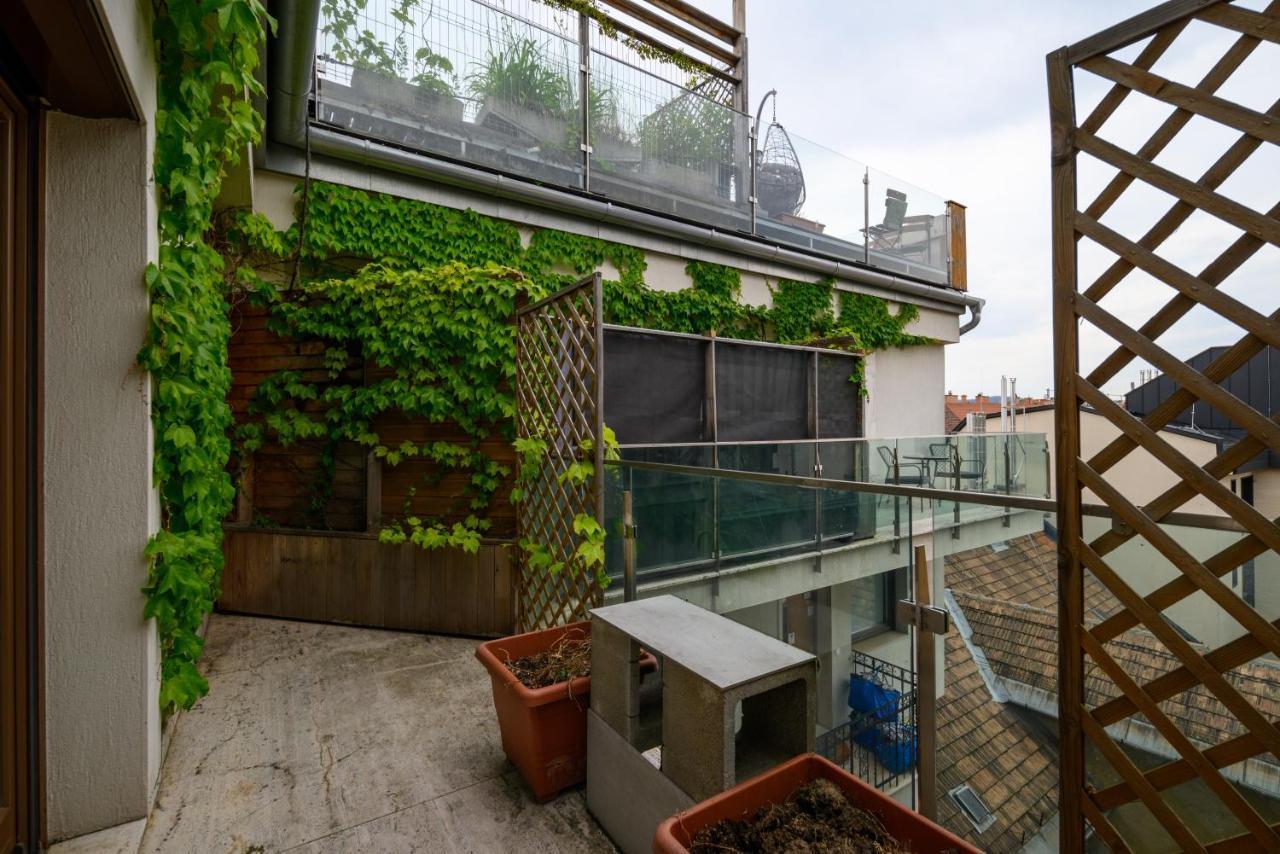 3Bedroom Triplex Rooftop Apartment Budapest Exteriör bild