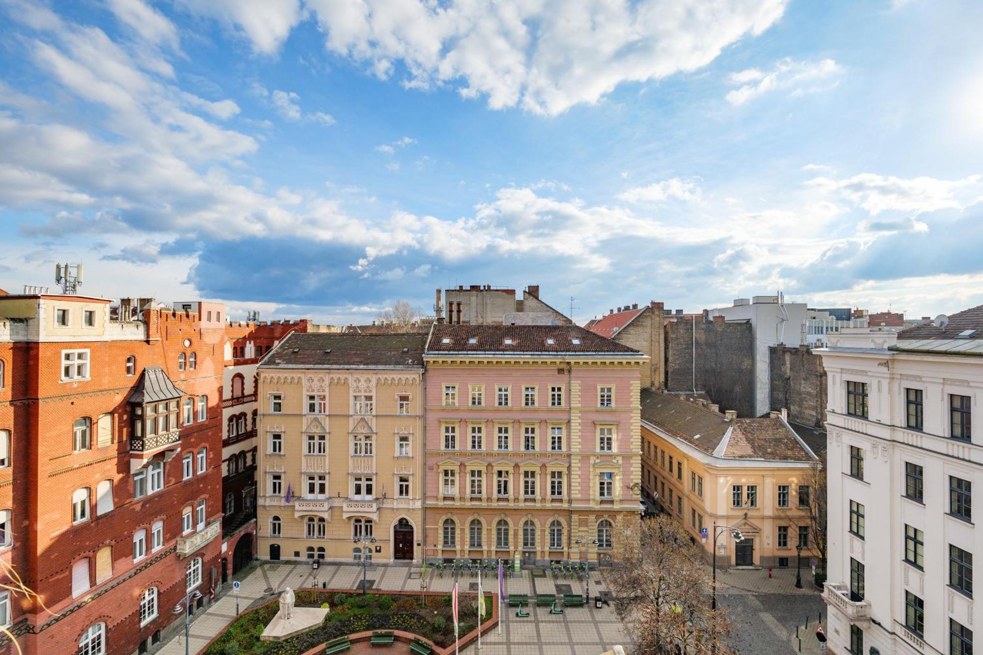 3Bedroom Triplex Rooftop Apartment Budapest Exteriör bild